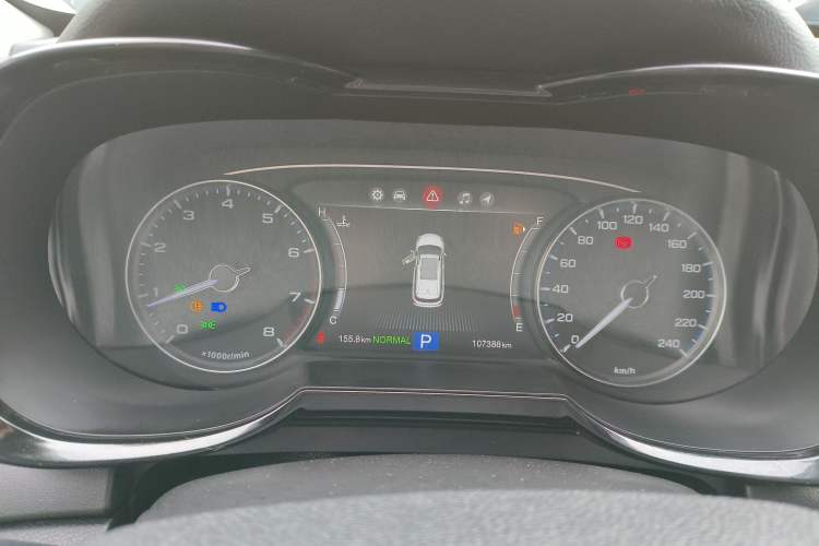 Used GAC Trumpchi GS7 2017 320T Two-Wheel-Drive Luxury Smart Connectivity Model Instrument Cluster