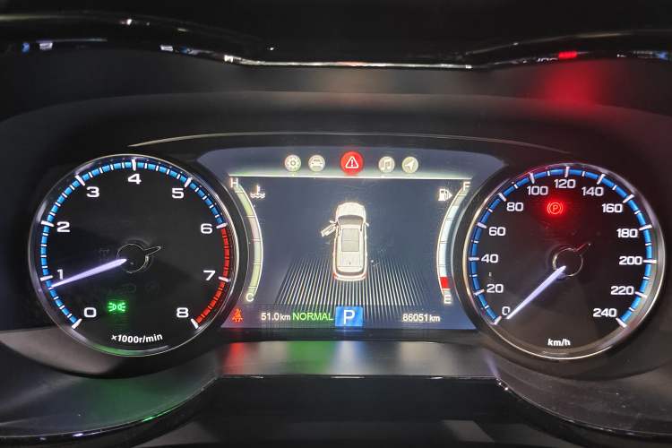 Used GAC Trumpchi GS7 2017 320T Two-Wheel-Drive Luxury Smart Connectivity Model Instrument Cluster