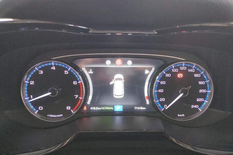 Used GAC Trumpchi GS7 2017 280T Two-Wheel Drive Luxury Model Instrument Cluster