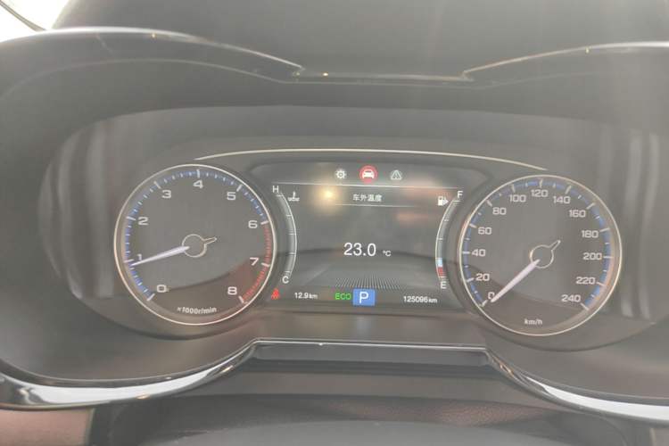 Used GAC Trumpchi GS7 2017 280T Two-Wheel Drive Luxury Model Instrument Cluster