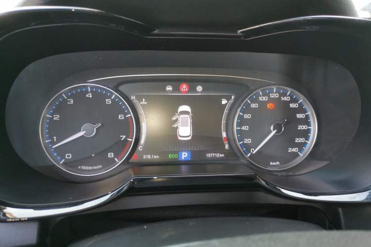 Used GAC Trumpchi GS7 2017 280T Two-Wheel Drive Luxury Model Instrument Cluster
