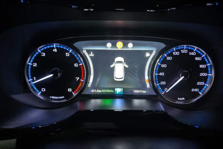 Used GAC Trumpchi GS7 2017 280T Two-Wheel Drive Luxury Model Instrument Cluster