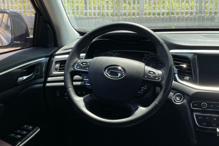 Used GAC Trumpchi GS7 2017 280T Two-Wheel Drive Luxury Model Interior 1