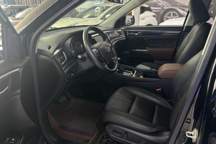 Used GAC Trumpchi GS7 2017 280T Two-Wheel Drive Luxury Model Interior 2