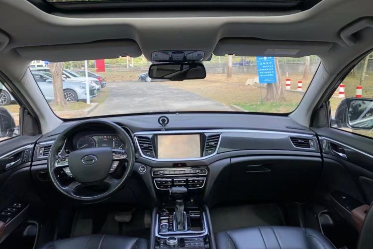 Used GAC Trumpchi GS7 2017 320T Four-Wheel Drive Luxury Smart Connectivity Model Interior 2