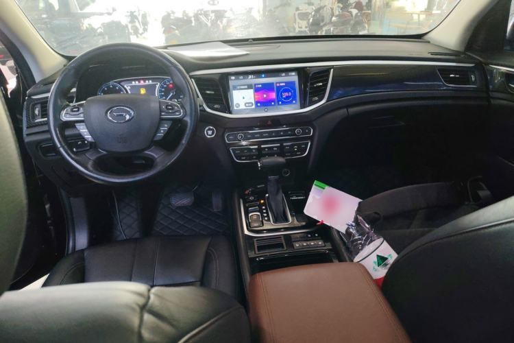 Used GAC Trumpchi GS7 2017 320T Two-Wheel-Drive Luxury Smart Connectivity Model Interior 2