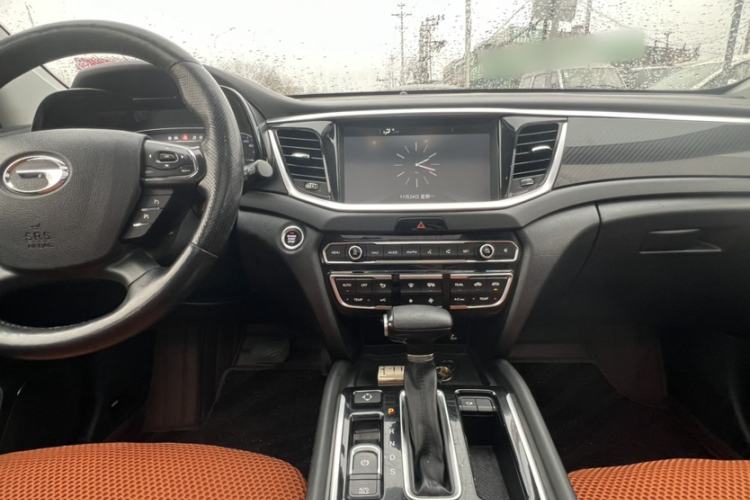 Used GAC Trumpchi GS7 2017 320T Two-Wheel-Drive Luxury Smart Connectivity Model Interior 3