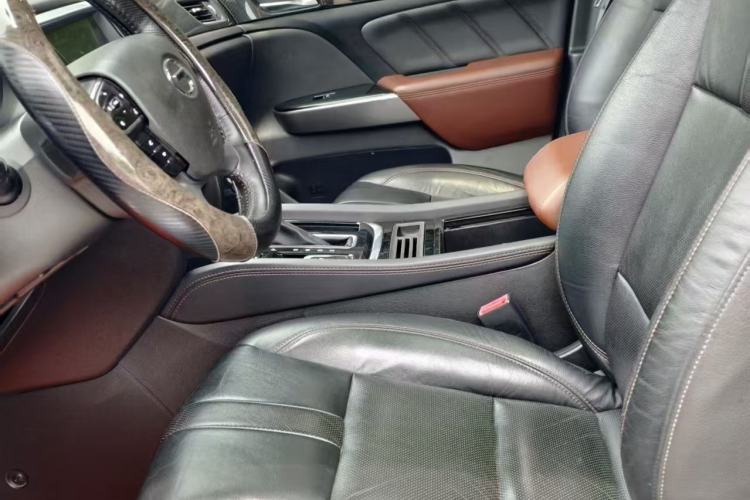 Used GAC Trumpchi GS7 2017 280T Two-Wheel Drive Luxury Model Interior 3