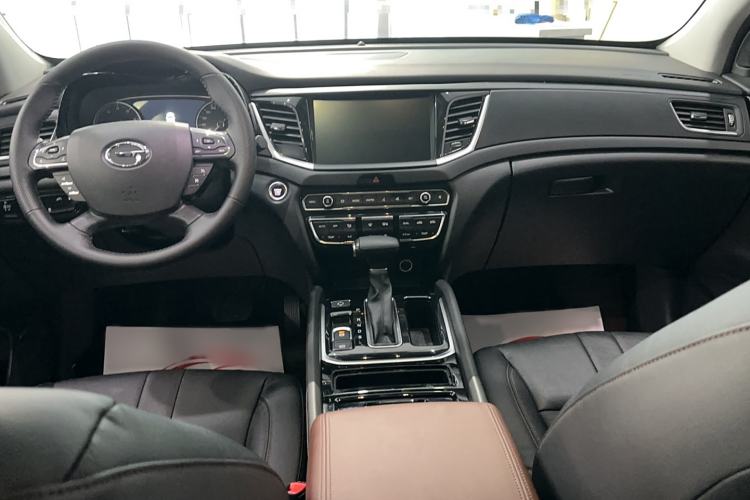 Used GAC Trumpchi GS7 2017 280T Two-Wheel Drive Luxury Model Interior 3
