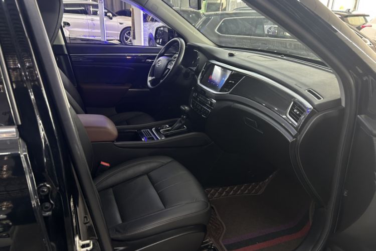 Used GAC Trumpchi GS7 2017 280T Two-Wheel Drive Luxury Model Interior 4