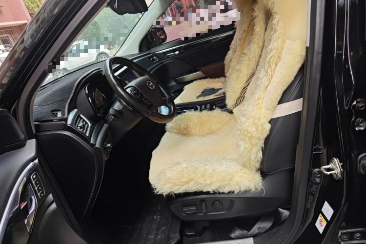 Used GAC Trumpchi GS7 2017 320T Two-Wheel-Drive Luxury Smart Connectivity Model Left Front Seat