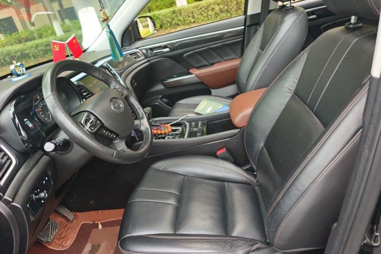 Used GAC Trumpchi GS7 2017 320T Two-Wheel-Drive Luxury Smart Connectivity Model Left Front Seat