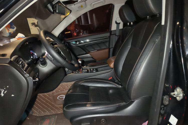 Used GAC Trumpchi GS7 2017 320T Two-Wheel-Drive Luxury Smart Connectivity Model Left Front Seat