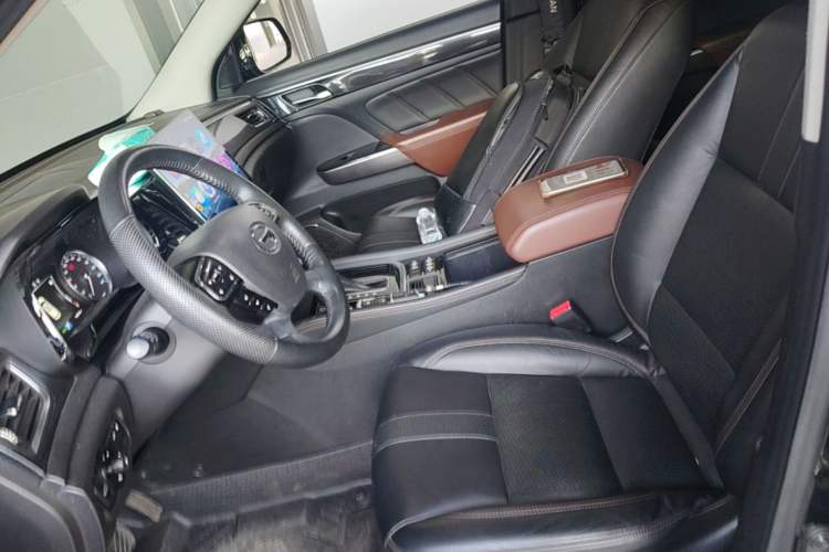 Used GAC Trumpchi GS7 2017 320T Two-Wheel-Drive Luxury Smart Connectivity Model Left Front Seat