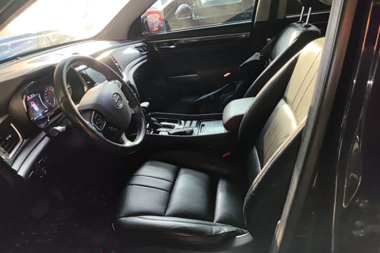 Used GAC Trumpchi GS7 2017 320T Four-Wheel Drive Luxury Smart Connectivity Model Left Front Seat