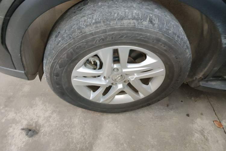 Used GAC Trumpchi GS7 2017 280T Two-Wheel Drive Luxury Model Left Front Wheel Hub