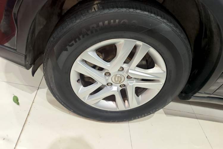 Used GAC Trumpchi GS7 2017 280T Two-Wheel Drive Luxury Model Left Front Wheel Hub
