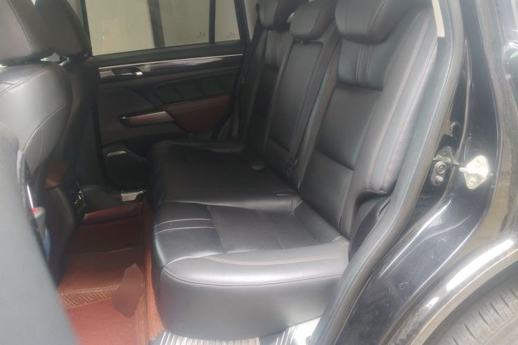 Used GAC Trumpchi GS7 2017 320T Two-Wheel-Drive Luxury Smart Connectivity Model Left Rear Seat