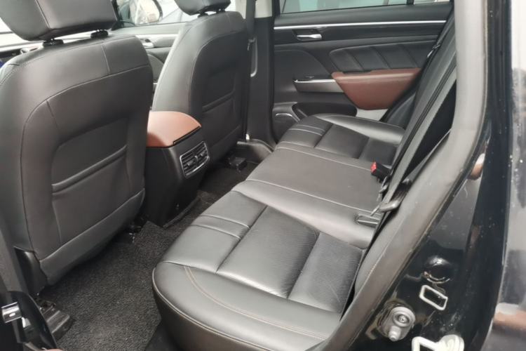 Used GAC Trumpchi GS7 2017 320T Two-Wheel-Drive Luxury Smart Connectivity Model Left Rear Seat