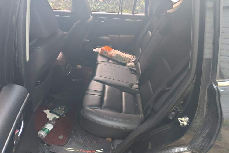 Used GAC Trumpchi GS7 2017 280T Two-Wheel Drive Luxury Model Left Rear Seat