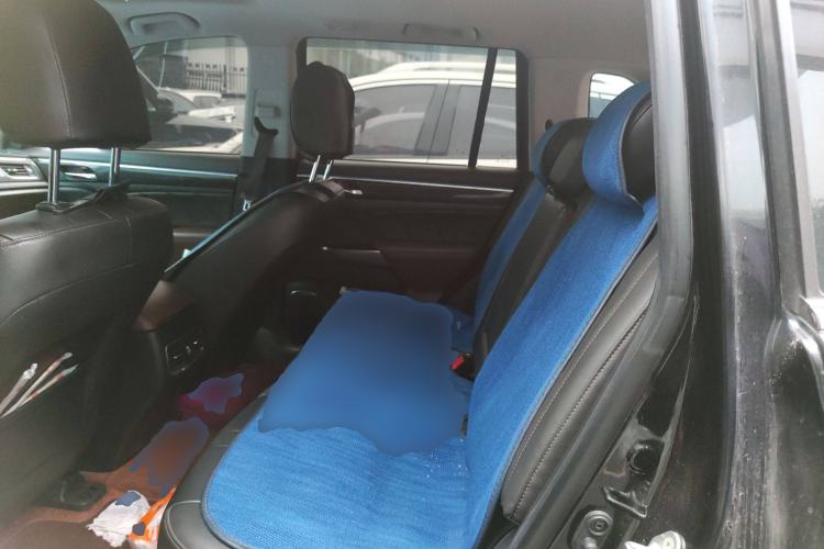 Used GAC Trumpchi GS7 2017 280T Two-Wheel Drive Luxury Model Left Rear Seat