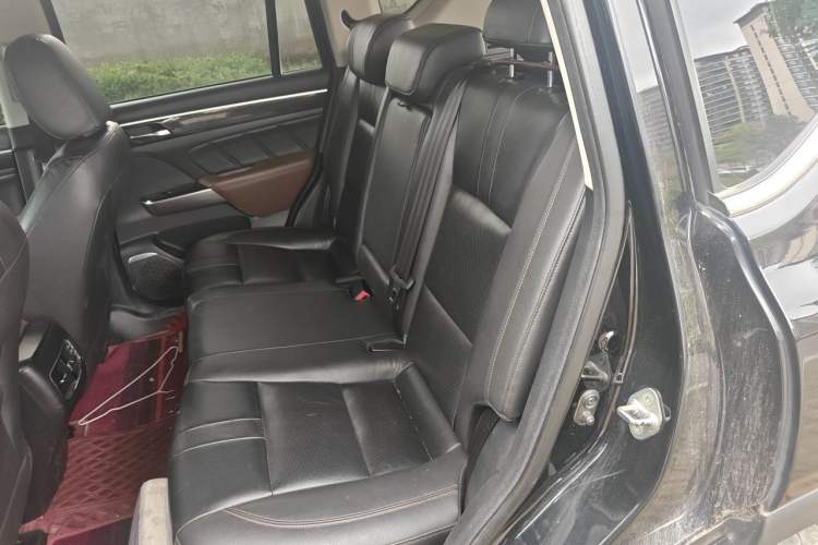 Used GAC Trumpchi GS7 2017 280T Two-Wheel Drive Luxury Model Left Rear Seat