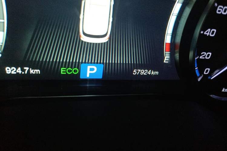 Used GAC Trumpchi GS7 2017 280T Two-Wheel Drive Luxury Model Odometer Close Up
