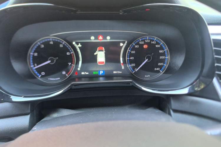 Used GAC Trumpchi GS7 2017 280T Two-Wheel Drive Luxury Model Odometer Close Up
