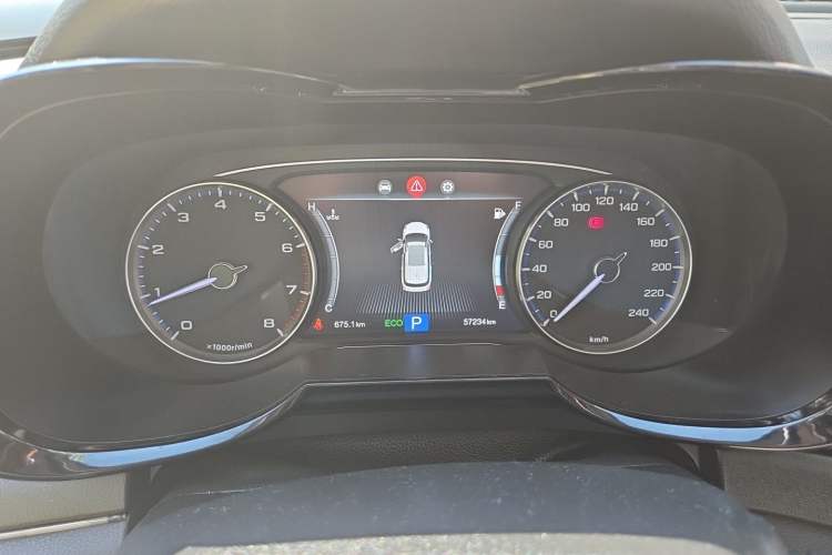 Used GAC Trumpchi GS7 2017 280T Two-Wheel Drive Luxury Model Odometer Close Up
