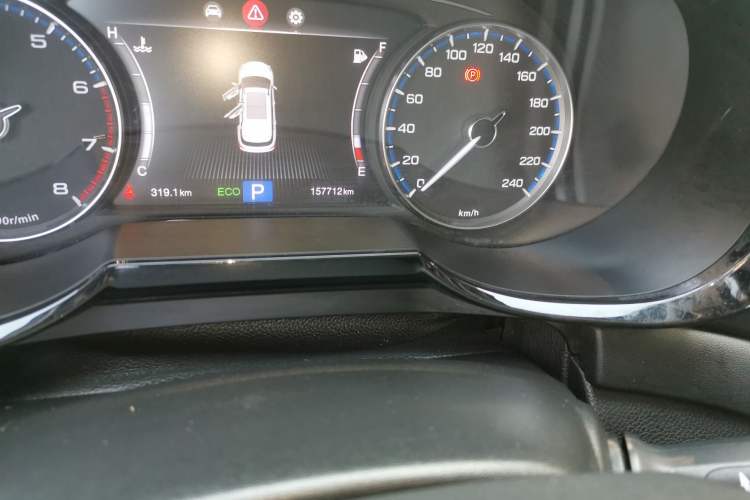 Used GAC Trumpchi GS7 2017 280T Two-Wheel Drive Luxury Model Odometer Close Up
