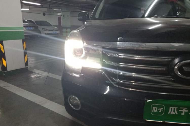 Used GAC Trumpchi GS7 2017 280T Two-Wheel Drive Luxury Model Right Front Headlight