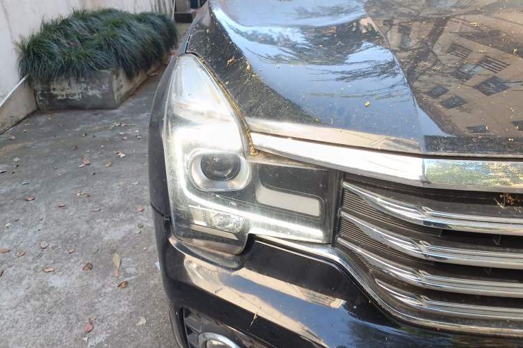 Used GAC Trumpchi GS7 2017 280T Two-Wheel Drive Luxury Model Right Front Headlight