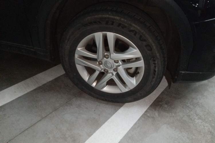 Used GAC Trumpchi GS7 2017 280T Two-Wheel Drive Luxury Model Right Front Wheel Hub