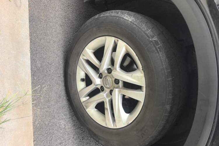 Used GAC Trumpchi GS7 2017 280T Two-Wheel Drive Luxury Model Right Front Wheel Hub