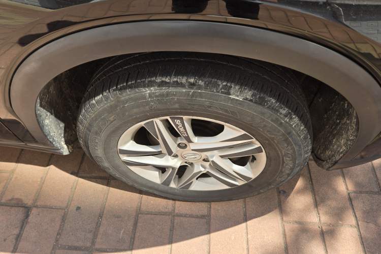 Used GAC Trumpchi GS7 2017 280T Two-Wheel Drive Luxury Model Right Front Wheel Hub