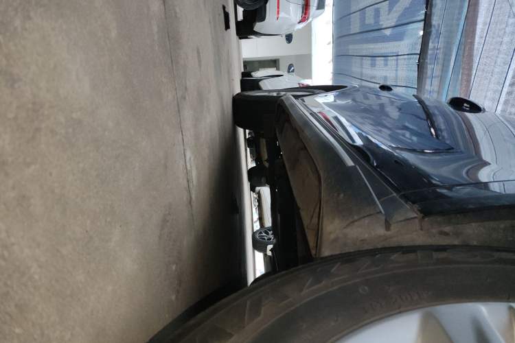 Used GAC Trumpchi GS7 2017 280T Two-Wheel Drive Luxury Model Right Side Sill