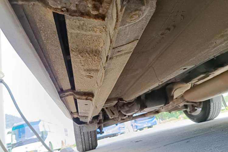 Used GAC Trumpchi GS7 2017 280T Two-Wheel Drive Luxury Model Right Side Sill