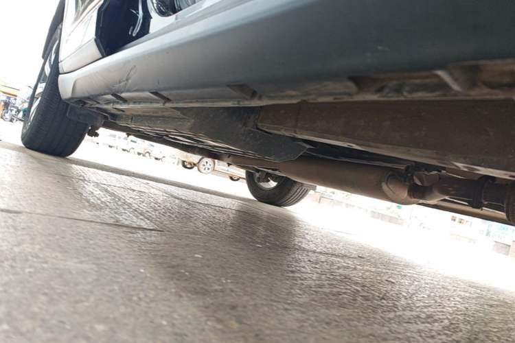 Used GAC Trumpchi GS7 2017 320T Two-Wheel-Drive Luxury Smart Connectivity Model Right Side Sill