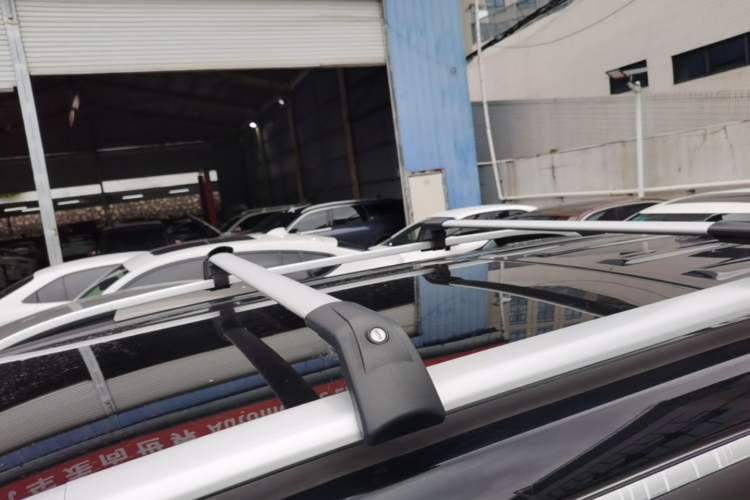 Used GAC Trumpchi GS7 2017 320T Two-Wheel-Drive Luxury Smart Connectivity Model Roof