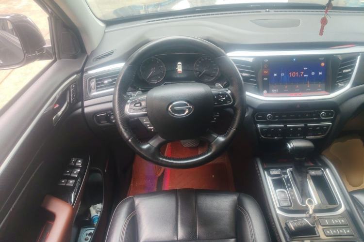 Used GAC Trumpchi GS7 2017 320T Two-Wheel-Drive Luxury Smart Connectivity Model Steering Wheel