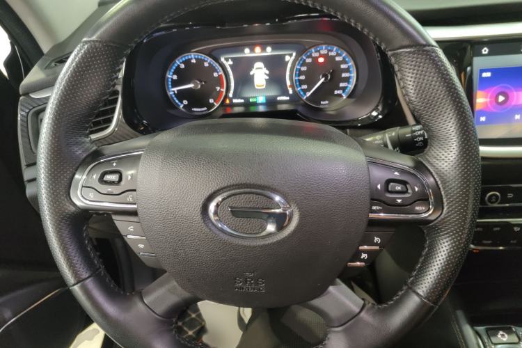 Used GAC Trumpchi GS7 2017 280T Two-Wheel Drive Luxury Model Steering Wheel
