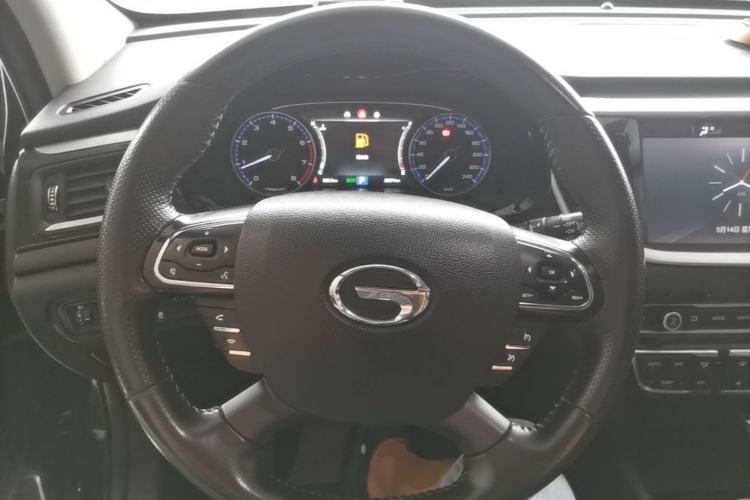 Used GAC Trumpchi GS7 2017 280T Two-Wheel Drive Luxury Model Steering Wheel