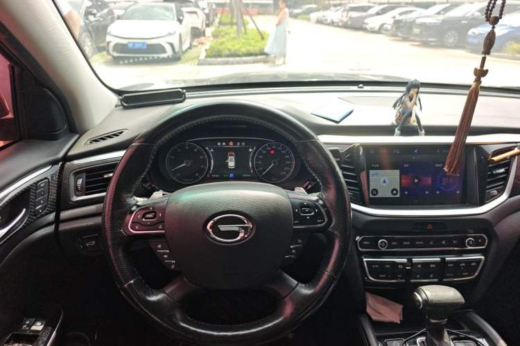 Used GAC Trumpchi GS7 2017 320T Two-Wheel-Drive Luxury Smart Connectivity Model Steering Wheel