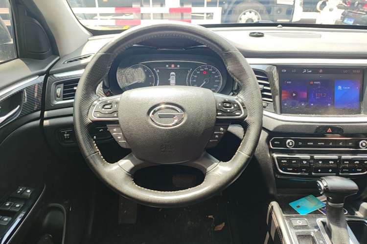 Used GAC Trumpchi GS7 2017 280T Two-Wheel Drive Luxury Model Steering Wheel