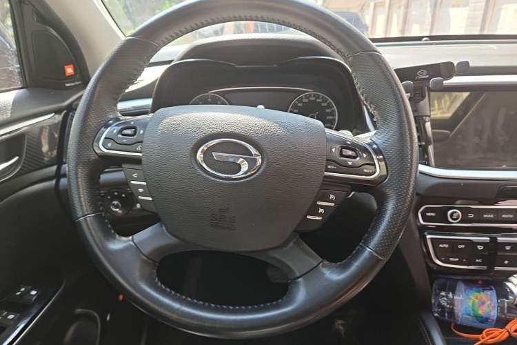 Used GAC Trumpchi GS7 2017 280T Two-Wheel Drive Luxury Model Steering Wheel