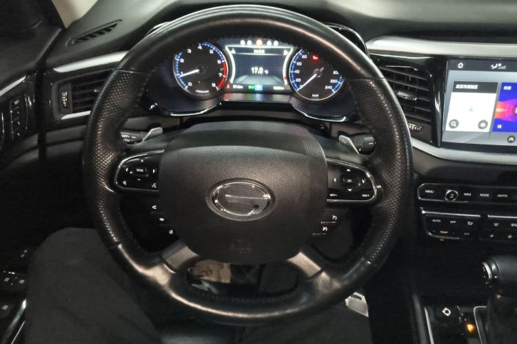Used GAC Trumpchi GS7 2017 320T Two-Wheel-Drive Luxury Smart Connectivity Model Steering Wheel