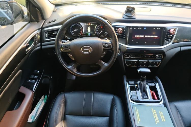 Used GAC Trumpchi GS7 2017 320T Two-Wheel-Drive Luxury Smart Connectivity Model Steering Wheel