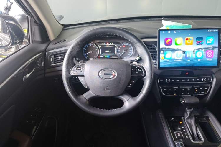 Used GAC Trumpchi GS7 2017 320T Two-Wheel-Drive Luxury Smart Connectivity Model Steering Wheel