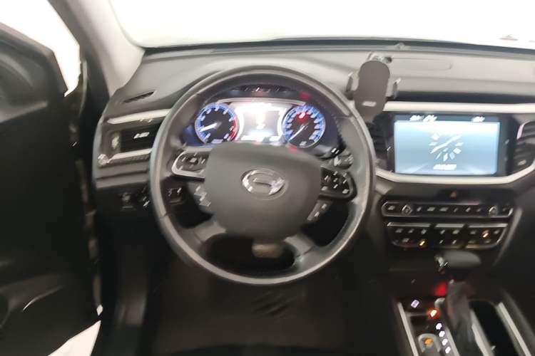 Used GAC Trumpchi GS7 2017 280T Two-Wheel Drive Luxury Model Steering Wheel