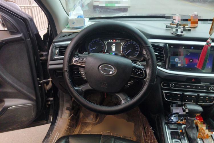 Used GAC Trumpchi GS7 2017 320T Two-Wheel-Drive Luxury Smart Connectivity Model Steering Wheel